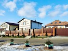 Усадьба «12 стульев» приглашает всех желающих провести незабываемый отдых всего в 1 км от Минска.